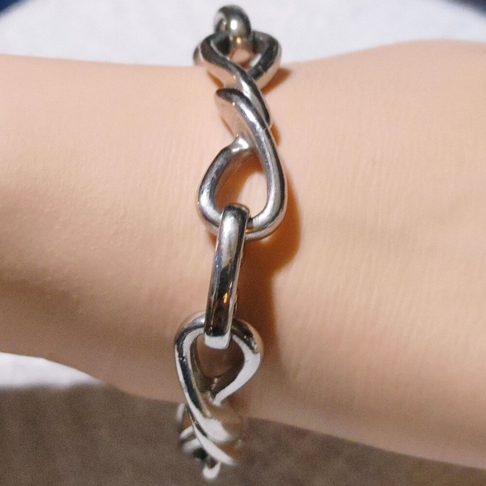 Avon Infinity Link Bracelet Size 7 Heavy Book Piece 1976 Heavy Chain Hook Clasp